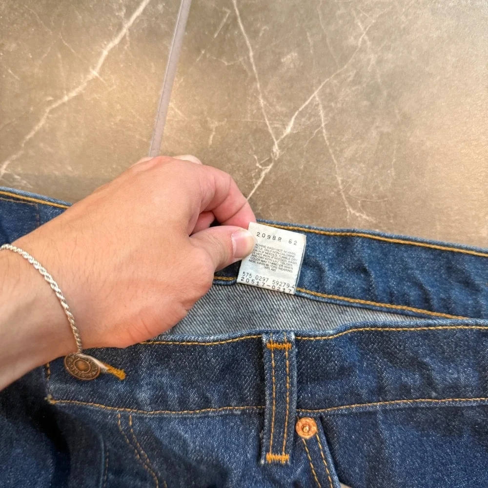 Vintage Levi's 517 Bootcut Jeans Blue Orange Tab Dark Wash Made in USA 40 x 29